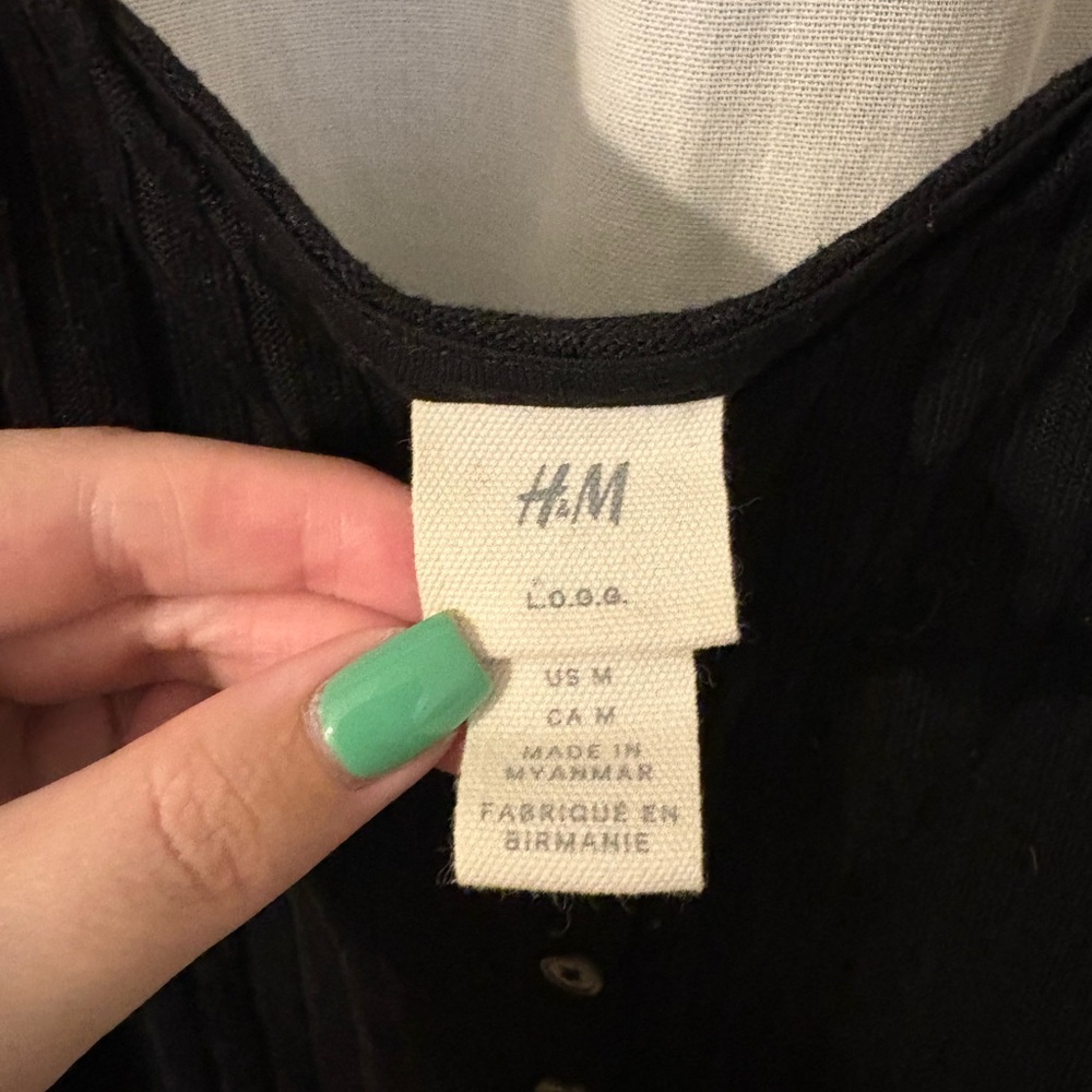 H&M Black Ribbed Button-Up Cami - Picture 3 of 4